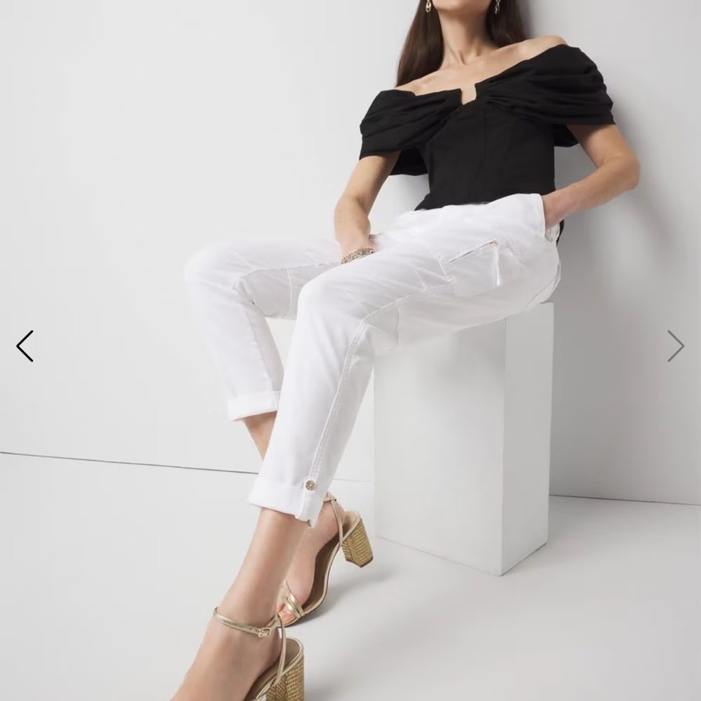 White House Black Market  White mid-rise size 6 straight cropped pants. NWT - Picture 4 of 16
